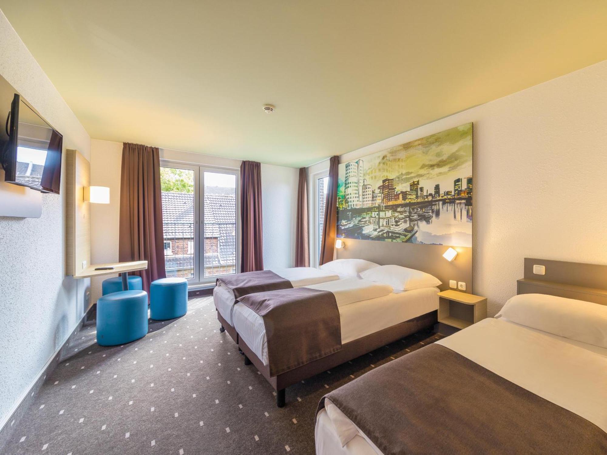 B&B Hotel Duesseldorf City-Sued Екстериор снимка