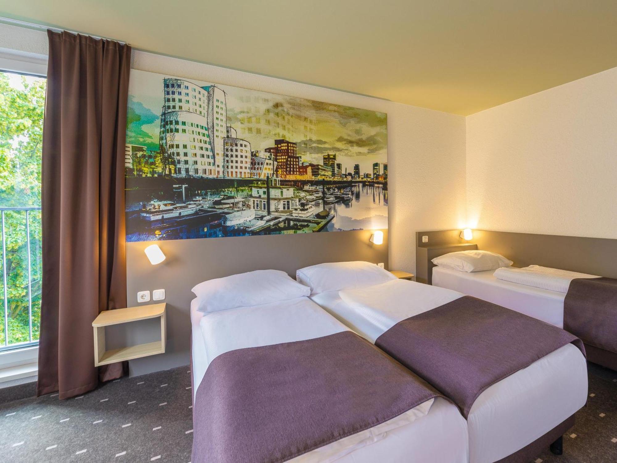 B&B Hotel Duesseldorf City-Sued Екстериор снимка