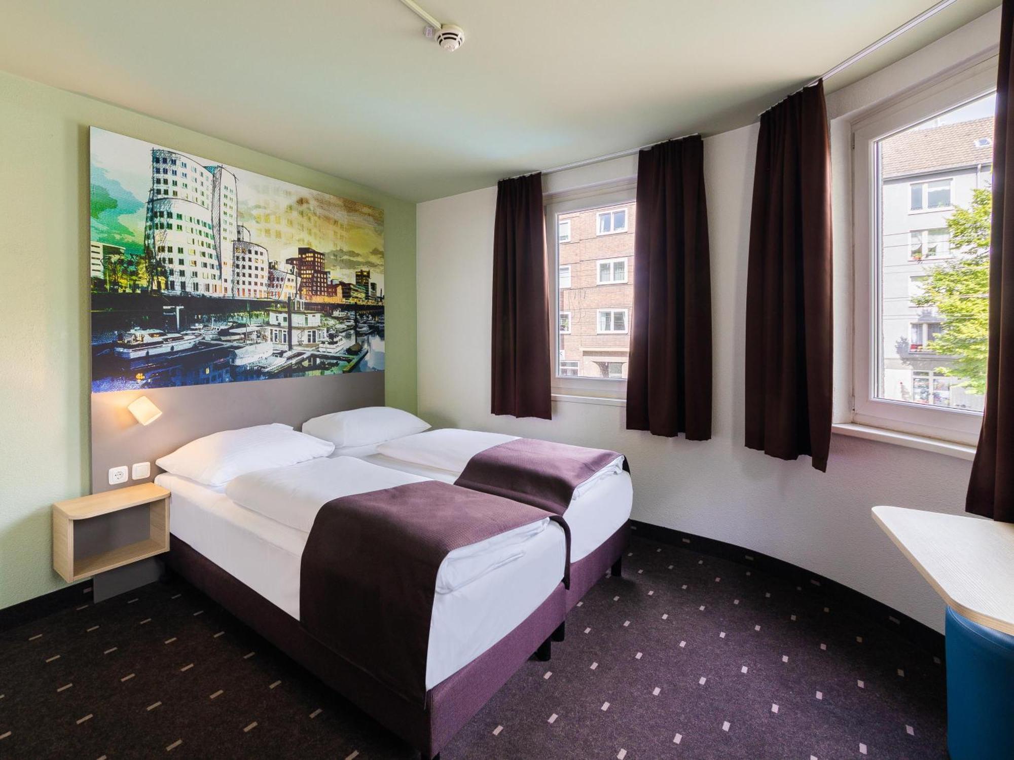 B&B Hotel Duesseldorf City-Sued Екстериор снимка